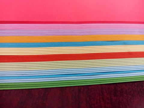 指尖上的色彩王国 彩色卡纸创意手作指南
